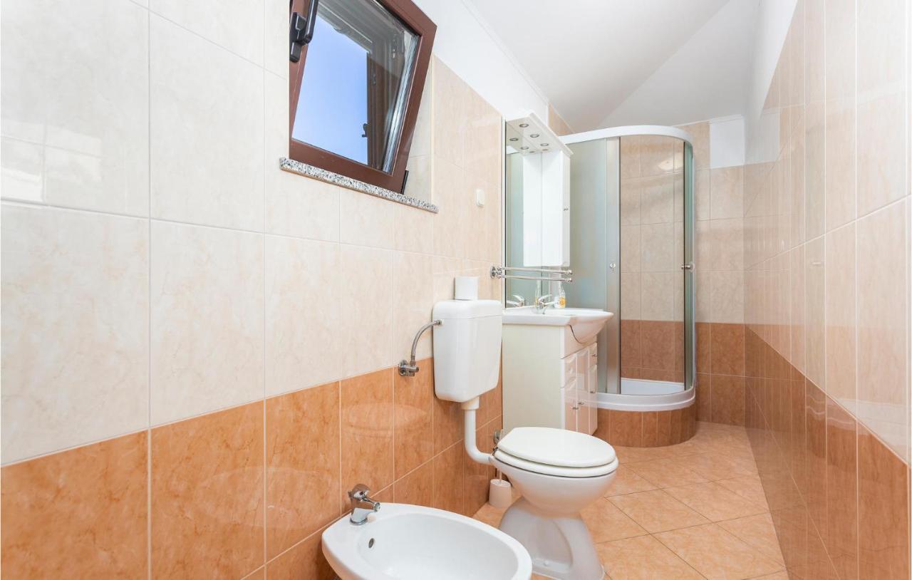 Nice Apartment In Jurandvor With Wifi エクステリア 写真