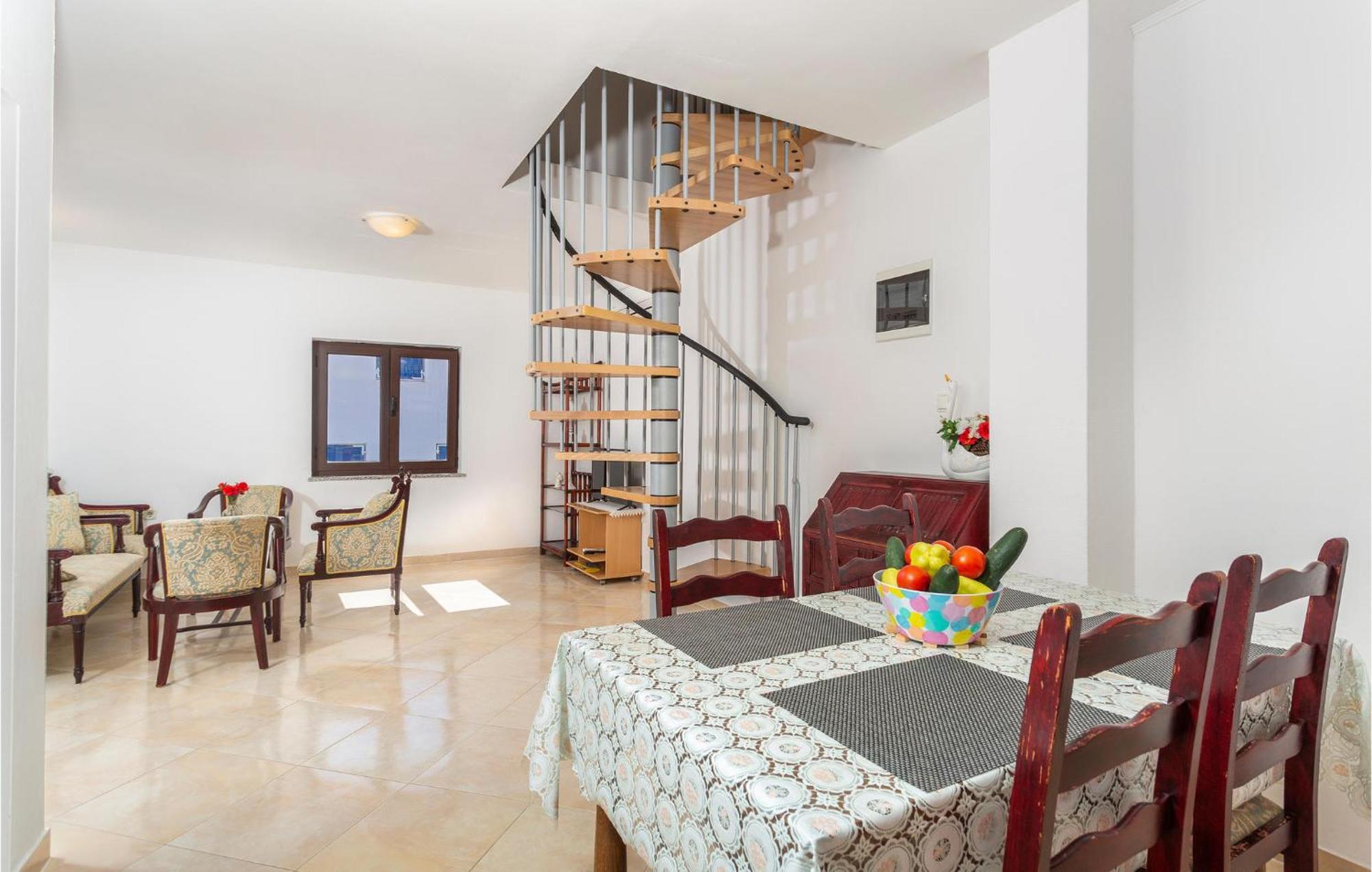 Nice Apartment In Jurandvor With Wifi エクステリア 写真